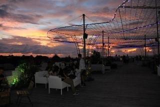 Отель Prani Legian Экстерьер фото